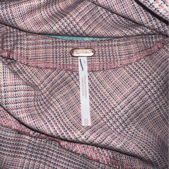 Free People Sevi Plaid Mini Dress Puff Sleeve Grey and Pink Combo Size XS NWOT - Picture 4 of 10